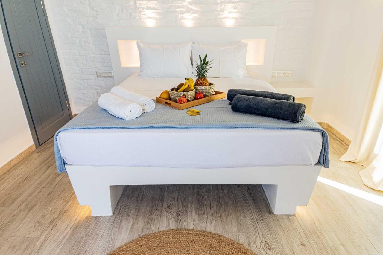 Villa Iakinthos By Mykonian Kazarte Mykonos Town Екстериор снимка
